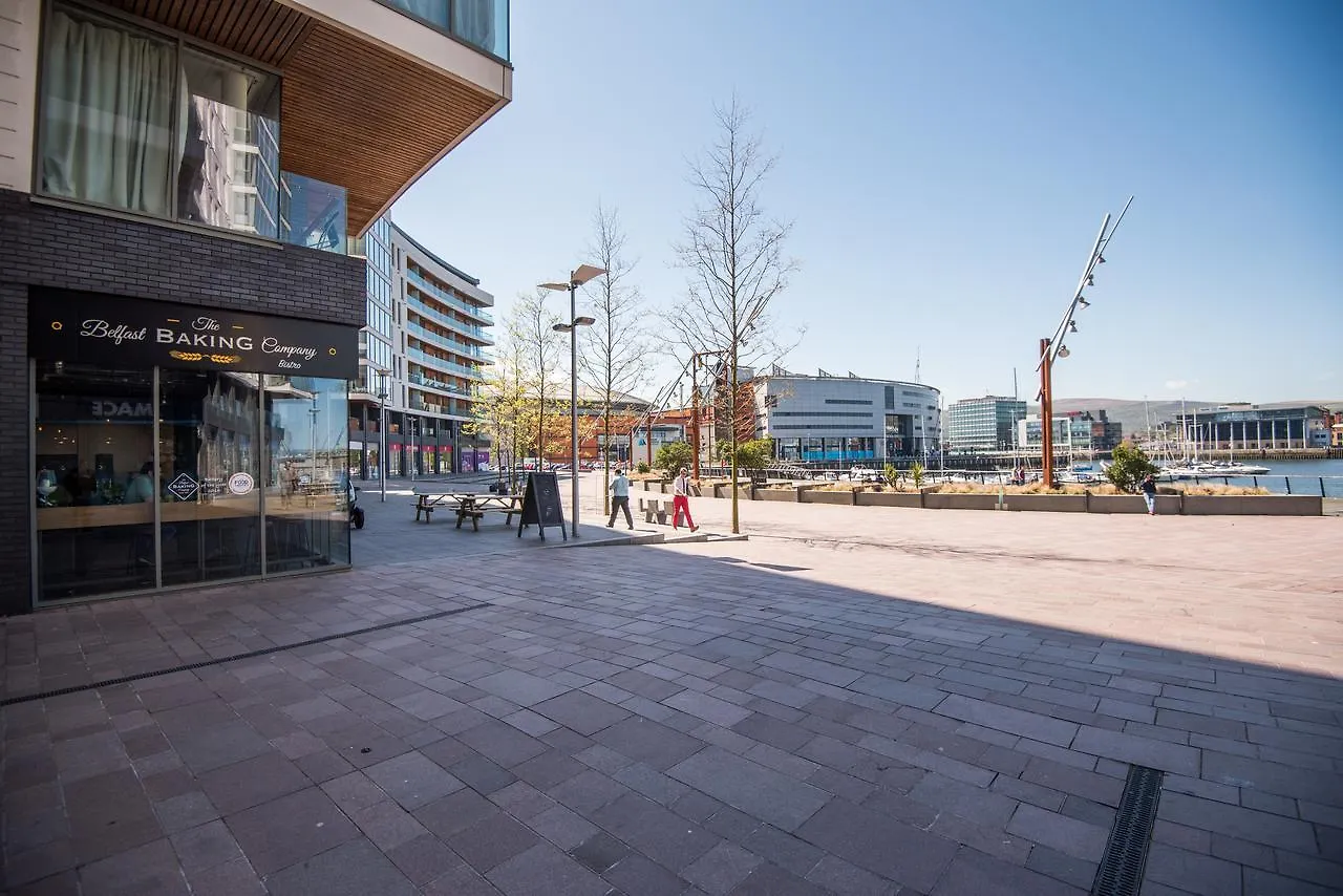 Titanic Marina View Apartment 벨파스트 0*,  영국